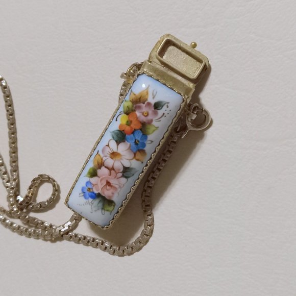 Vintage Rare Floral Enamel Locket Necklace - Picture 12 of 16